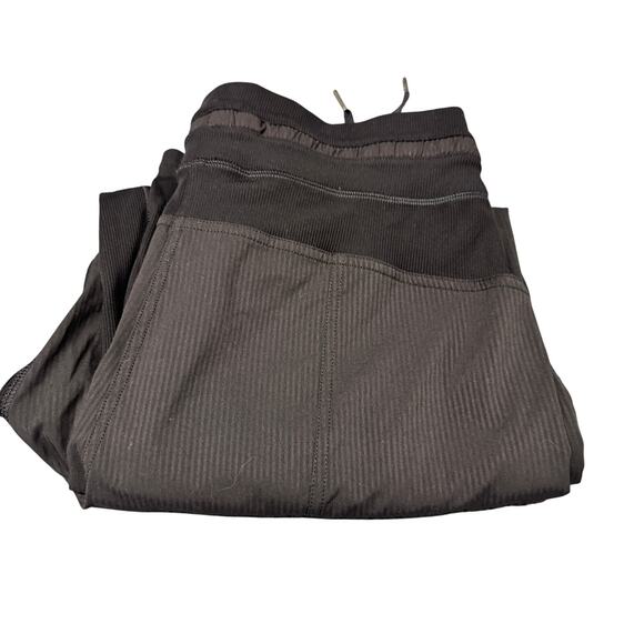 Lululemon Dance Studio Pants Womens 8 Black Cropped Activewear 25" Inseam - Picture 1 of 10